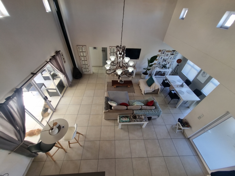 5 Bedroom Property for Sale in Laguna Western Cape